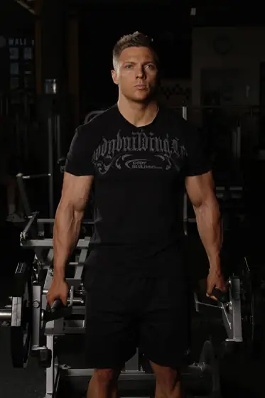 Leverage Shrug — start position