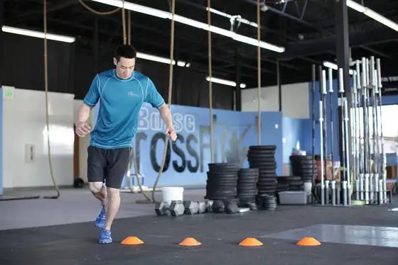 Single-Leg Lateral Hop — start position